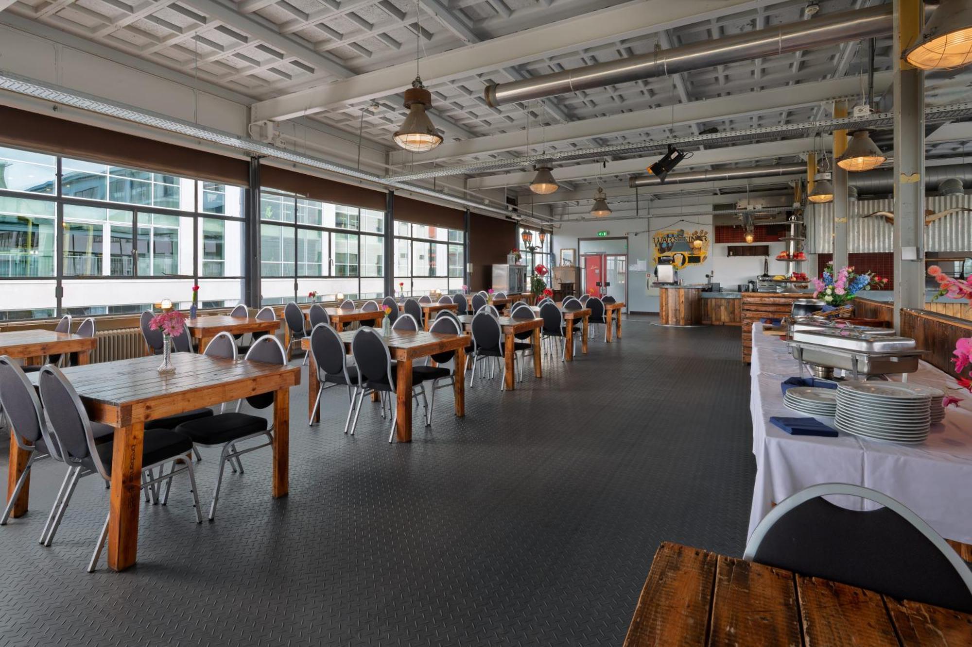 Stayokay Hostel Eindhoven - Blue Collar Bagian luar foto