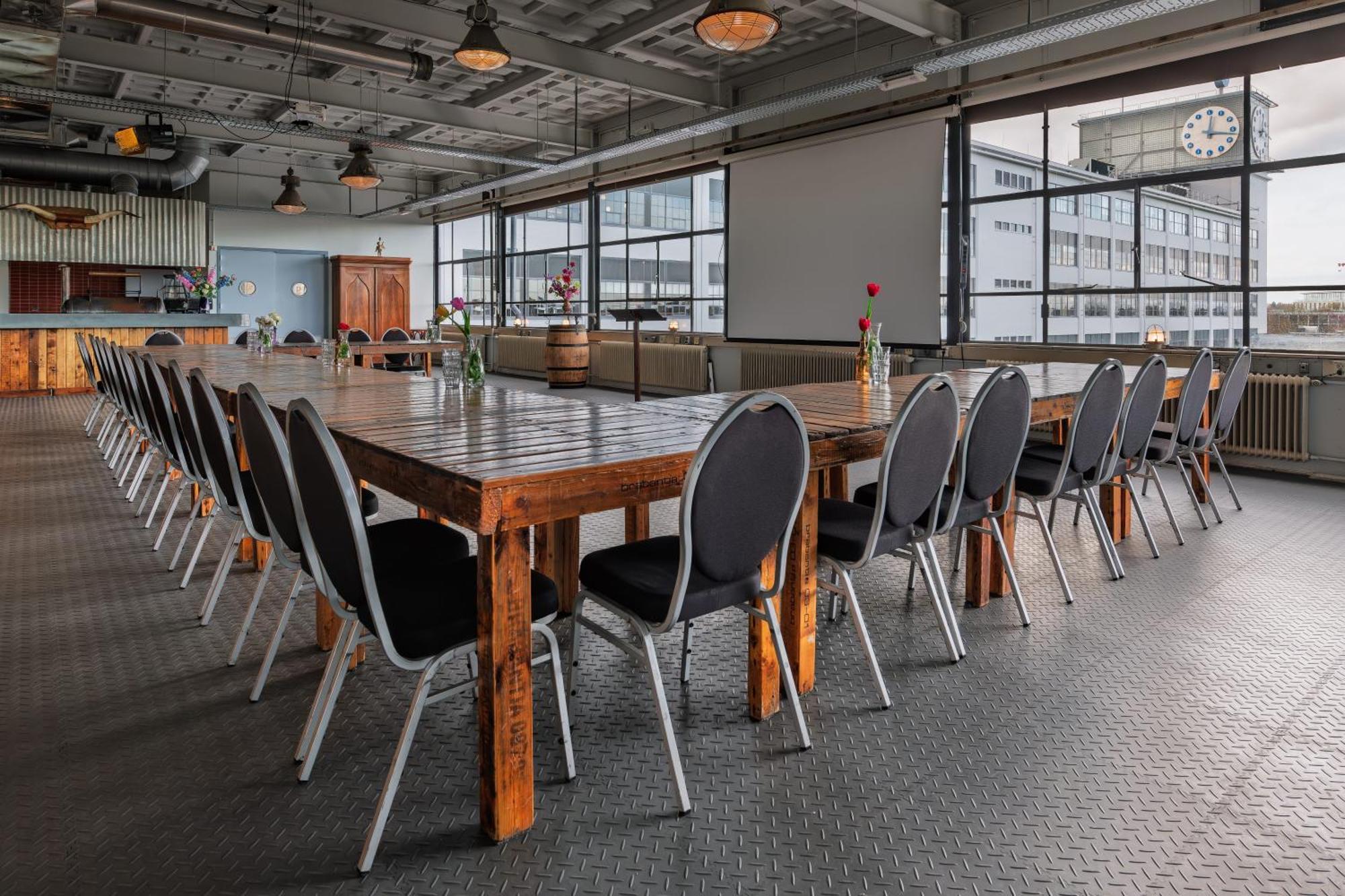 Stayokay Hostel Eindhoven - Blue Collar Bagian luar foto
