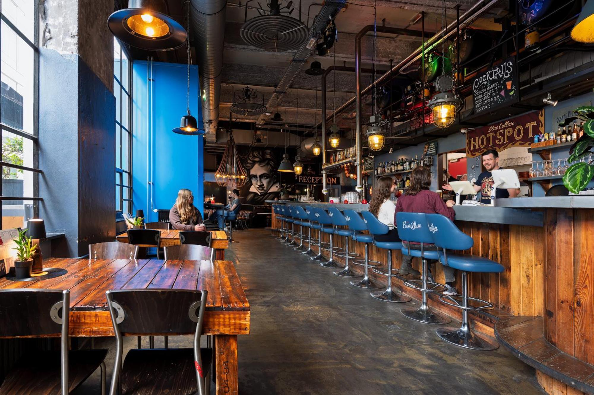 Stayokay Hostel Eindhoven - Blue Collar Bagian luar foto