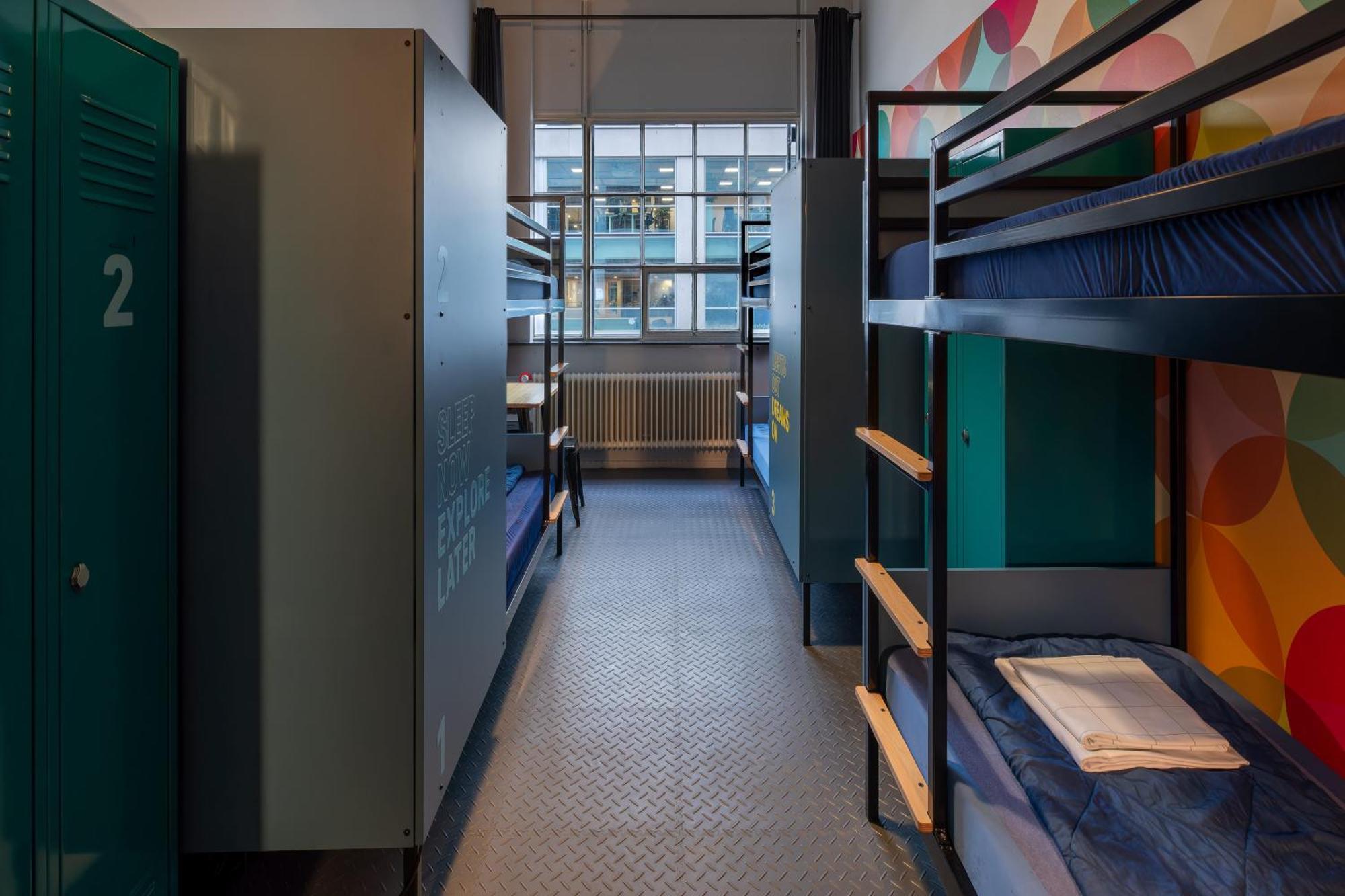Stayokay Hostel Eindhoven - Blue Collar Bagian luar foto