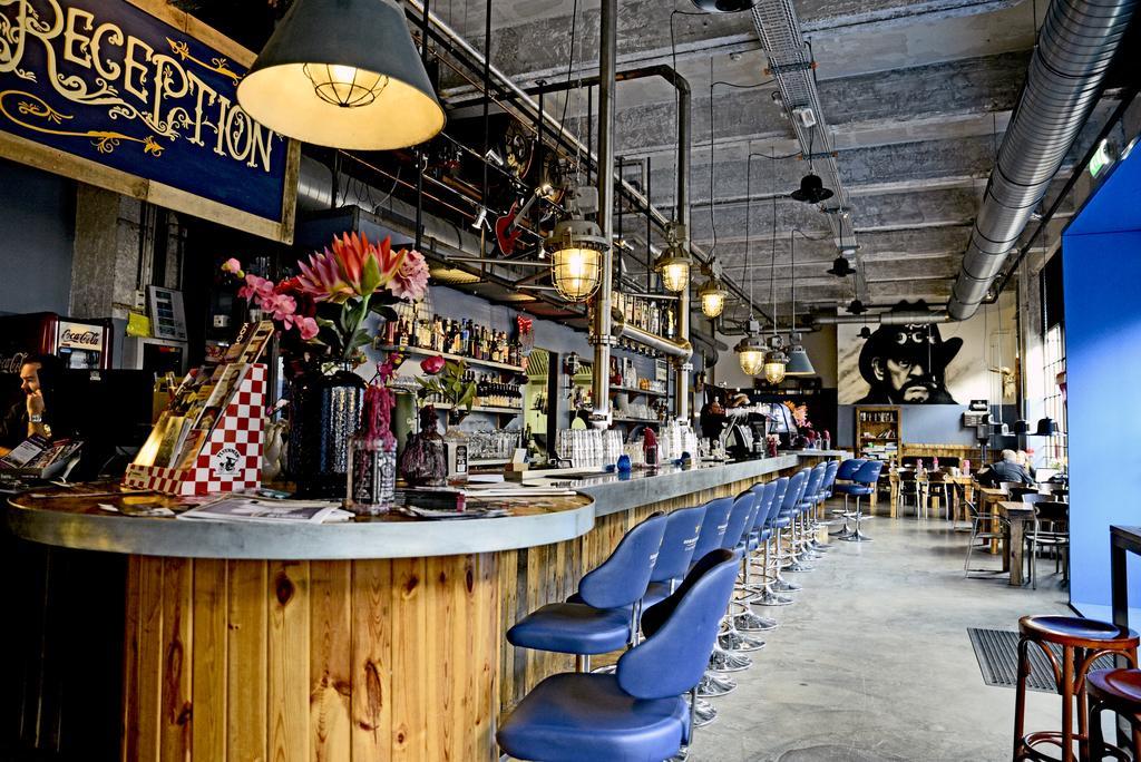 Stayokay Hostel Eindhoven - Blue Collar Bagian luar foto