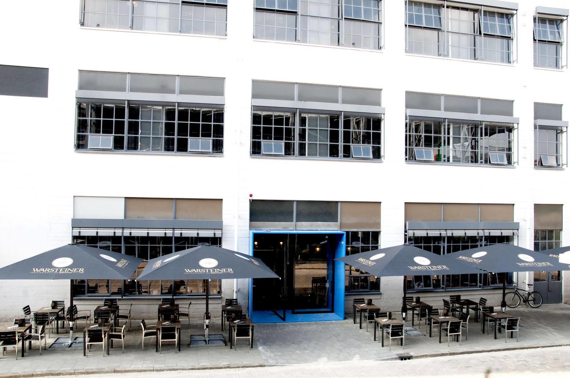 Stayokay Hostel Eindhoven - Blue Collar Bagian luar foto