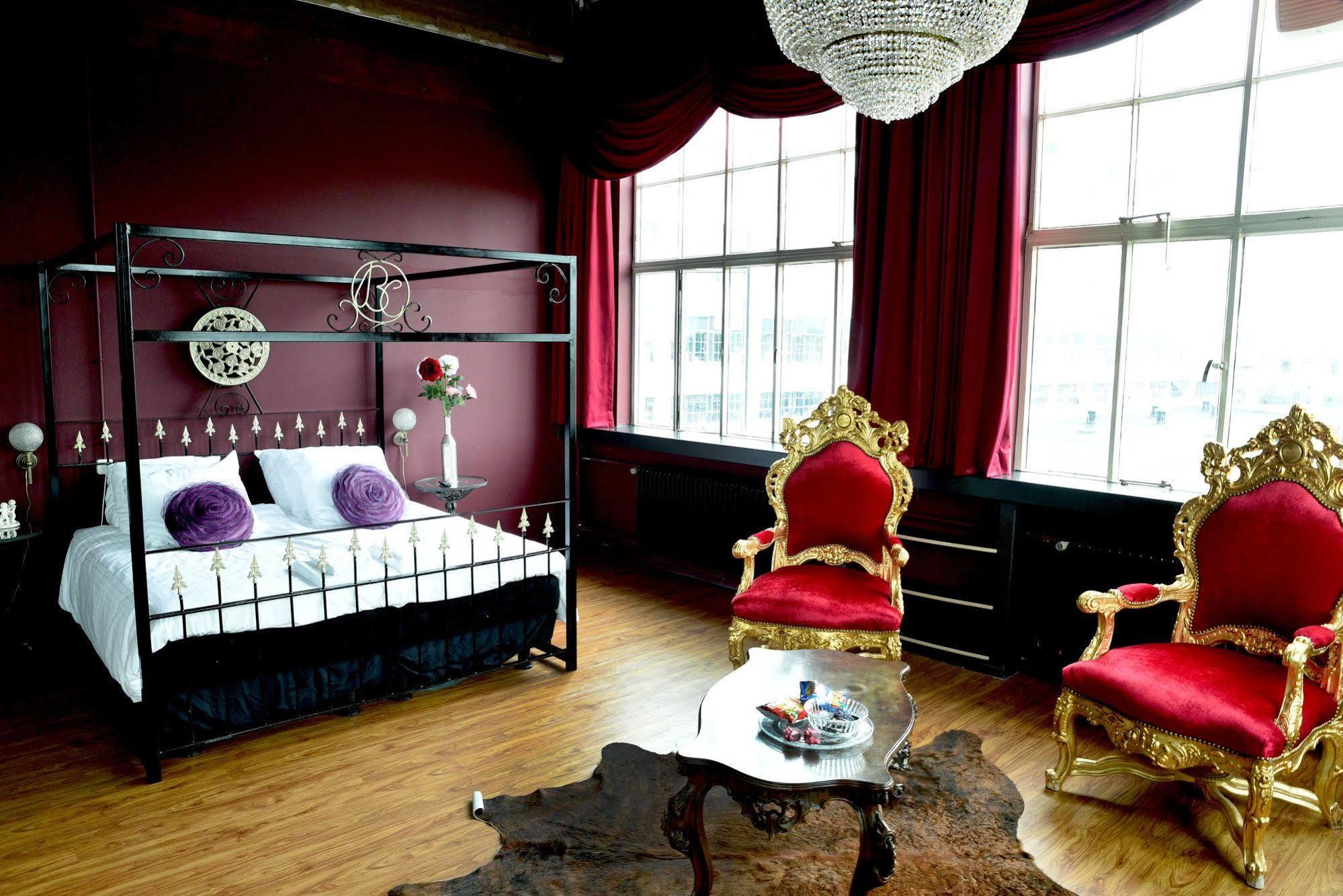 Stayokay Hostel Eindhoven - Blue Collar Bagian luar foto